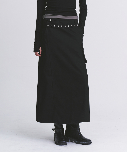 Multi-Pocket Eyelet Belted Layered Detail H-Line Cargo Long Skirts [Black]