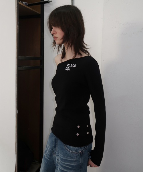 Napoleon Detail Graphic Print One-Shoulder Long-Sleeve T-Shirt_2 Colors