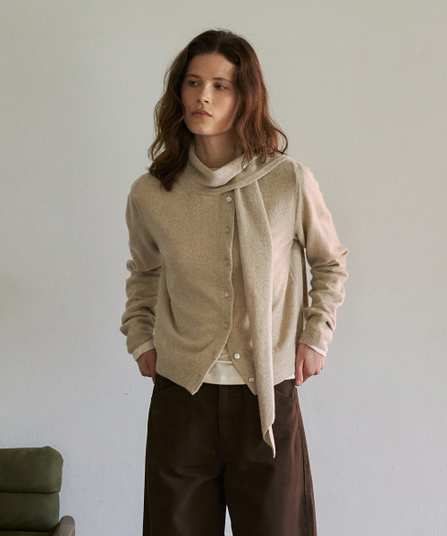 Unbalance Muffler Cardigan[LMBFAUKN310]-Sand Beige
