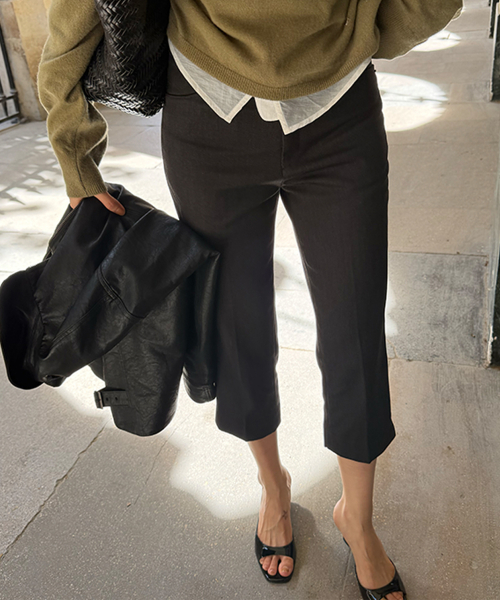 AUTUMN CAPRI PANTS (CHARCOAL)