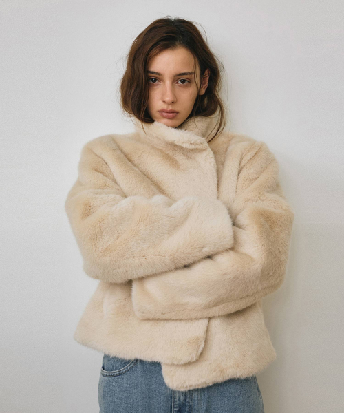 ATMO Faux Fur High-Neck Jacket (Beige)