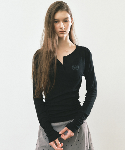 BUTTERFLY HENLEYNECK SLEEVE TOP_BLACK