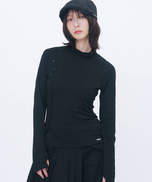 Mock neck side button long sleeve BLACK