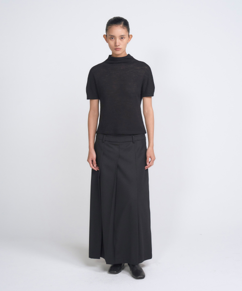 Double Waist Pleated Maxi Skirt_Black-VN25W010