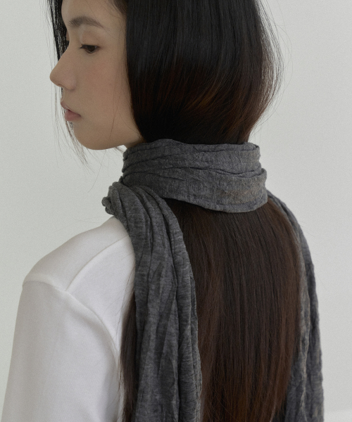 Crinkle Wide Scarf (charcoal)
