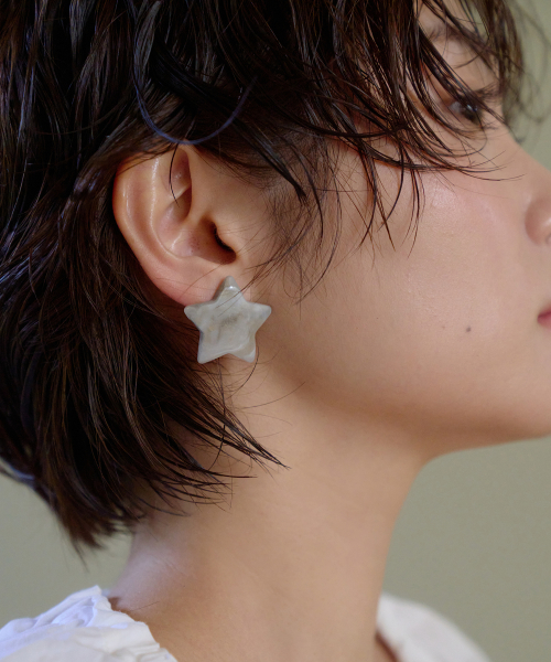 marble star earring - grey