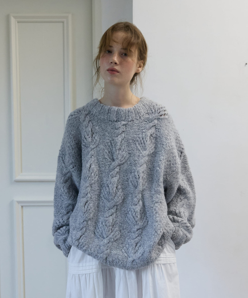 Braided Cable Knit Gray