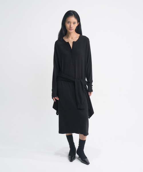 Henley Neck Long Dress_Black-VNF26036