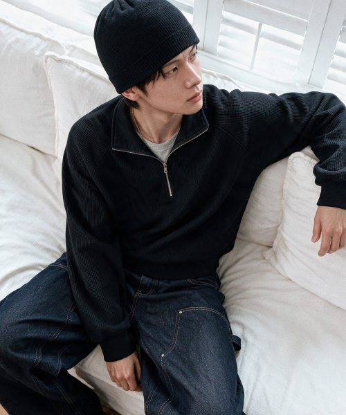 와플 반집업 맨투맨 (블랙)