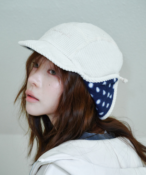Polka Dot Fleece Trooper Hat (Ivory)