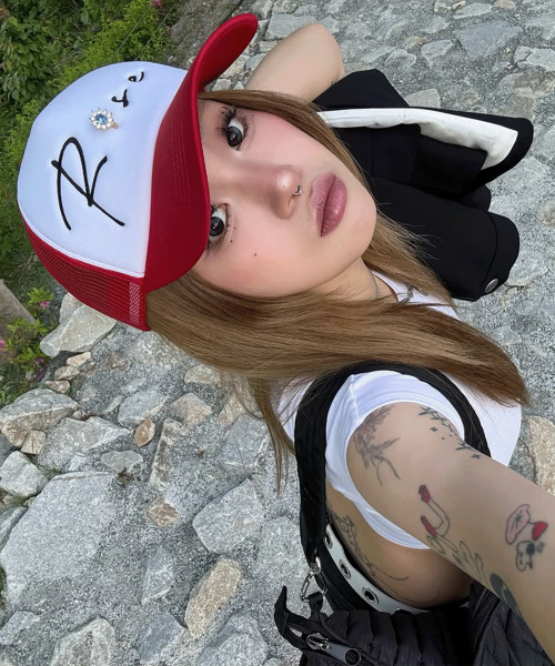Rose Gem Mesh Cap (Red)