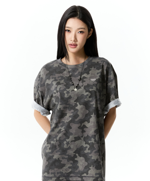 CHERRY CAMO LOOSE FIT T-SHIRT(BLACK)