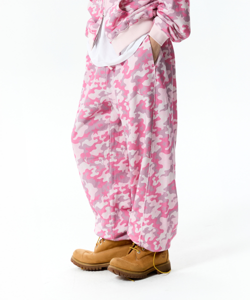 CHERRY CAMO WIDE-FIT PANTS(LIGHT PINK)