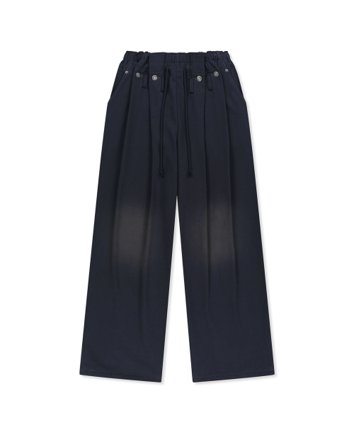 SNAP TUCK WASHED SWEATPANTS IN NAVY
