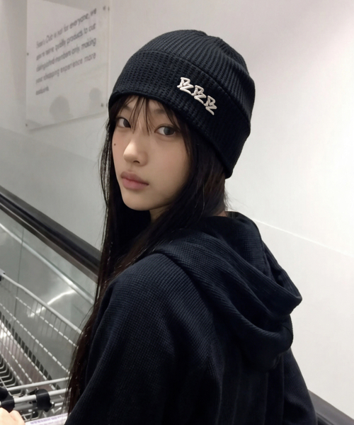 Waffle Logo Beanie Black/White[TRACK 005]