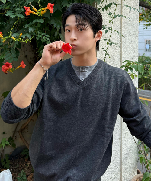 [COUTURE]Layered V-Neck Knit - 2color