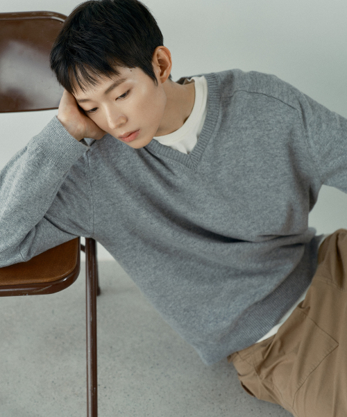 [COUTURE]Wool blend V-neck semi-oversized knit - 2color