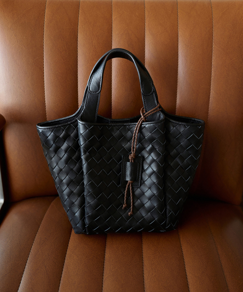 Mute Woven Tote 18_RCBTX26656BKX