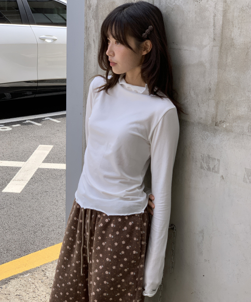 WAVE MOCK NECK LONG SLEEVE WHITE