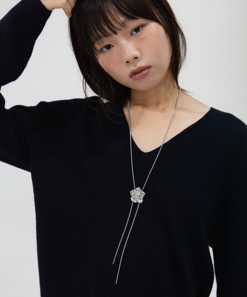 rose tie chain necklace