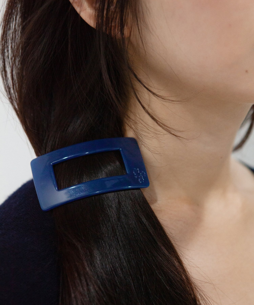 square plain hair pin - deep blue
