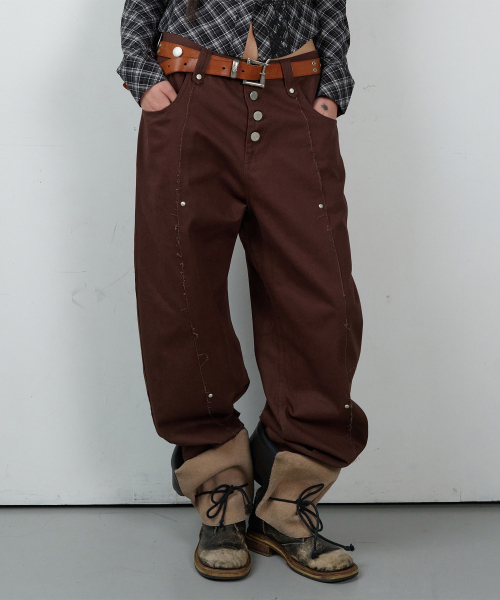 CURVED STUD PANTS BROWN