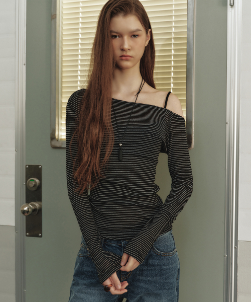STRIPE DRAPE NECK TOP_BLACK