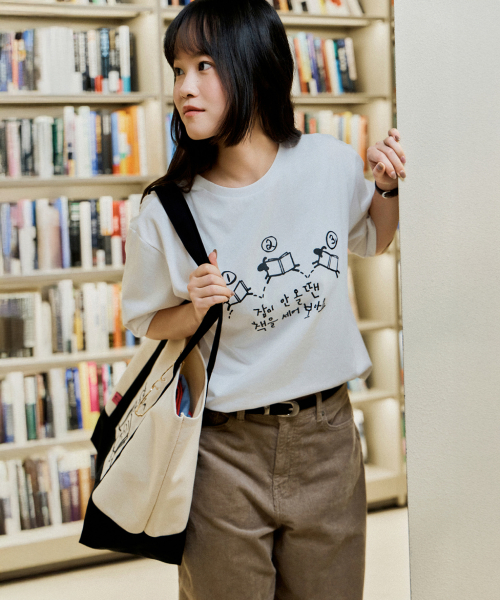 KYOBO BOOKSTORE Short Sleeve T Shirt (White)_SPRLG4TU01
