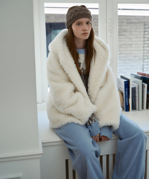 Boucle Fur Hooded Jacket J1RF720C