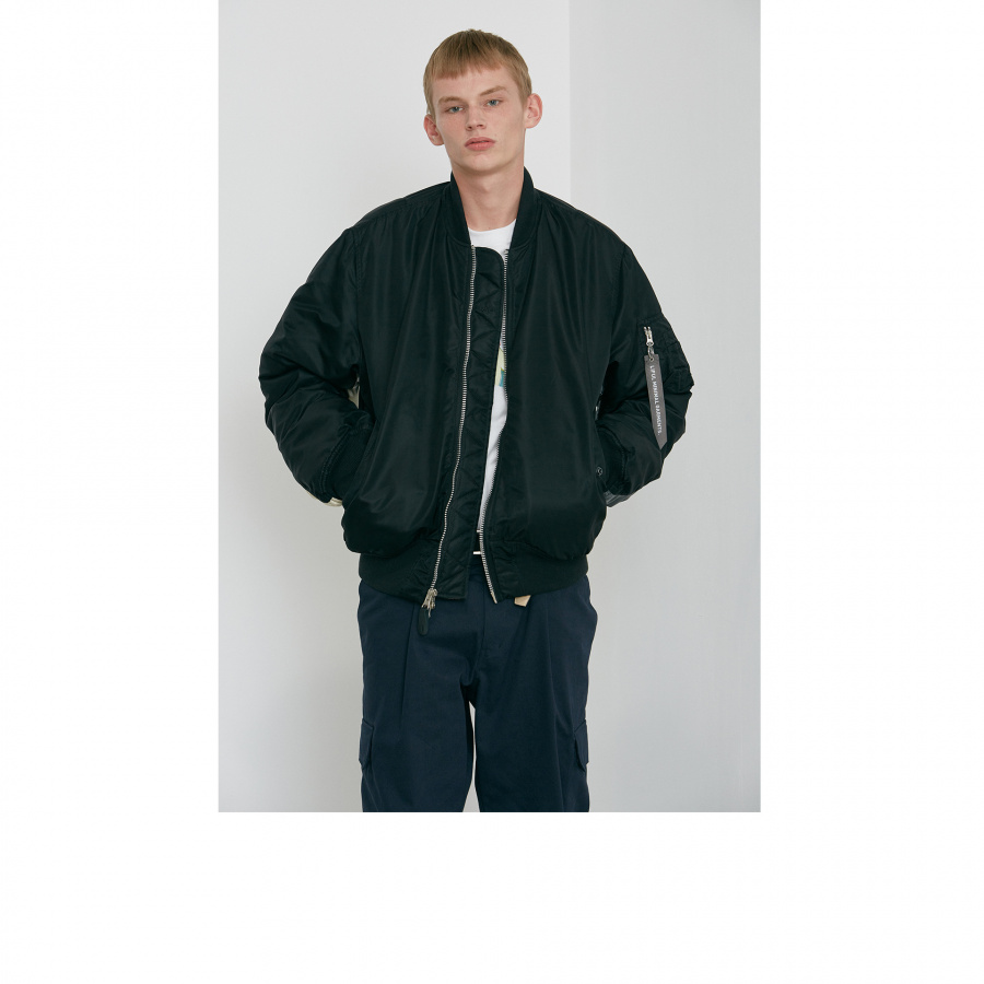 라이풀(LIFUL) ALPHA X LIFUL MA-1 PARKA black