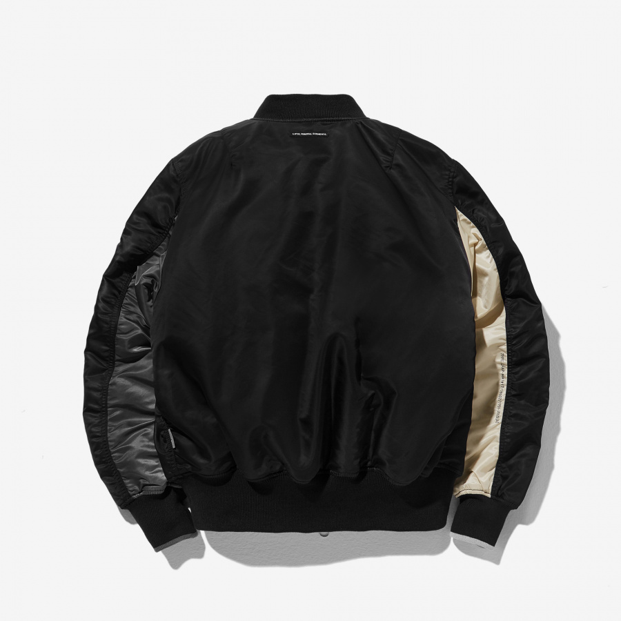 라이풀(LIFUL) ALPHA X LIFUL MA-1 PARKA black