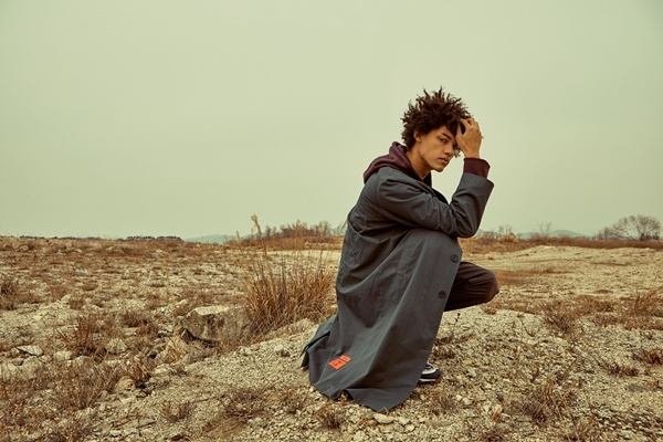 오베르(OVERR) 18SS SIDE POSTCARD KHAKI COAT