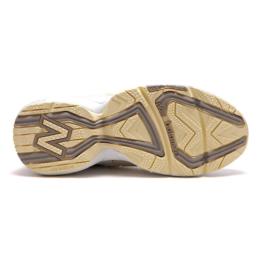 뉴발란스(NEW BALANCE) WX608RW1