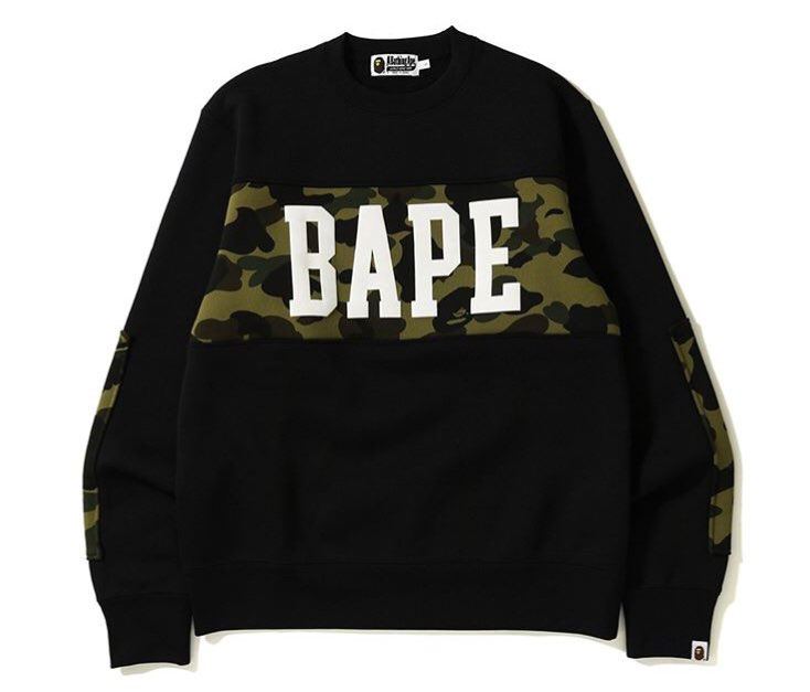 베이프(BAPE) 1ST CAMO BAPE WIDE CREWNECK - 428,000원 | 무신사 스토어