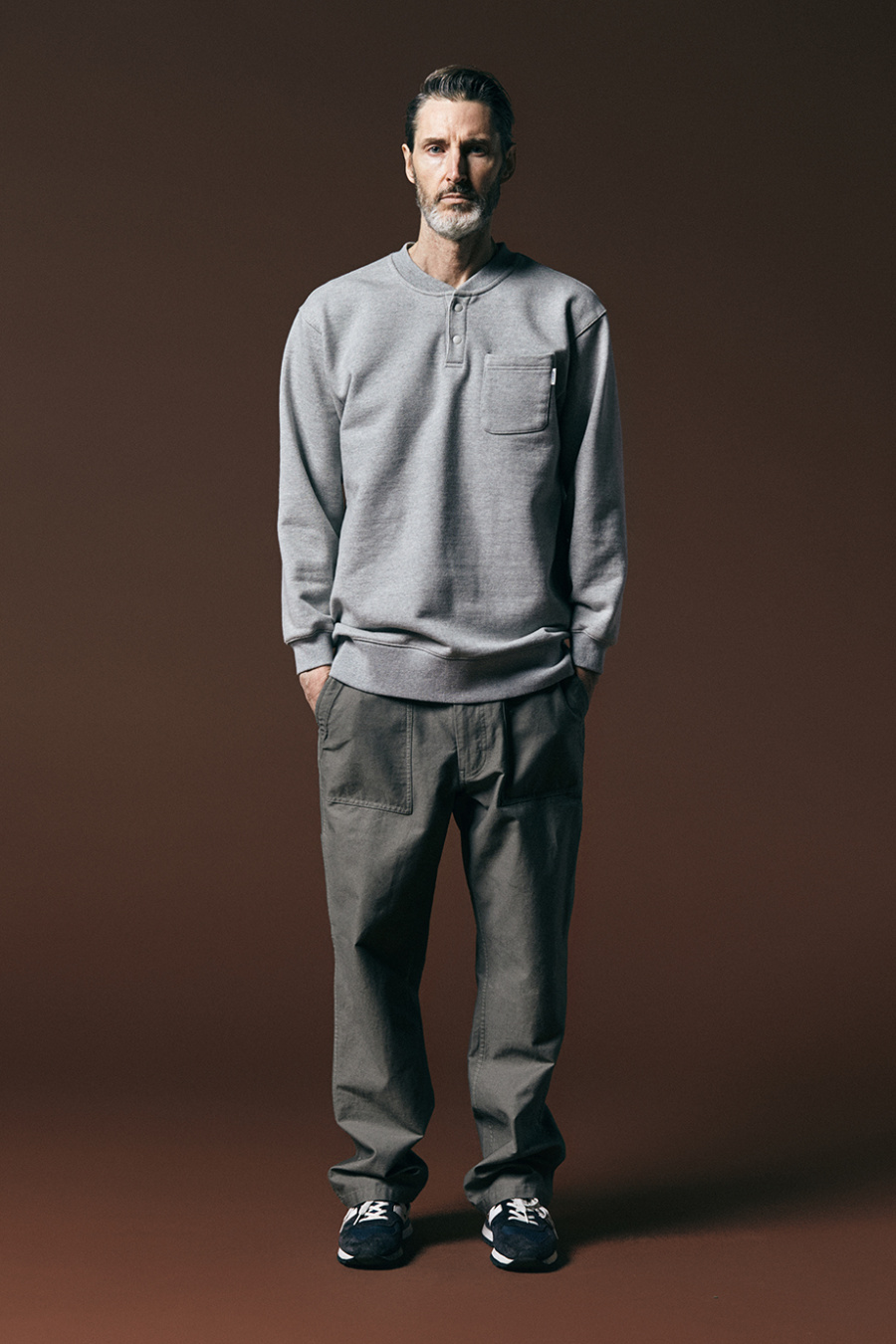 에스피오나지(ESPIONAGE) Palmer Henley Neck Sweat Oatmeal