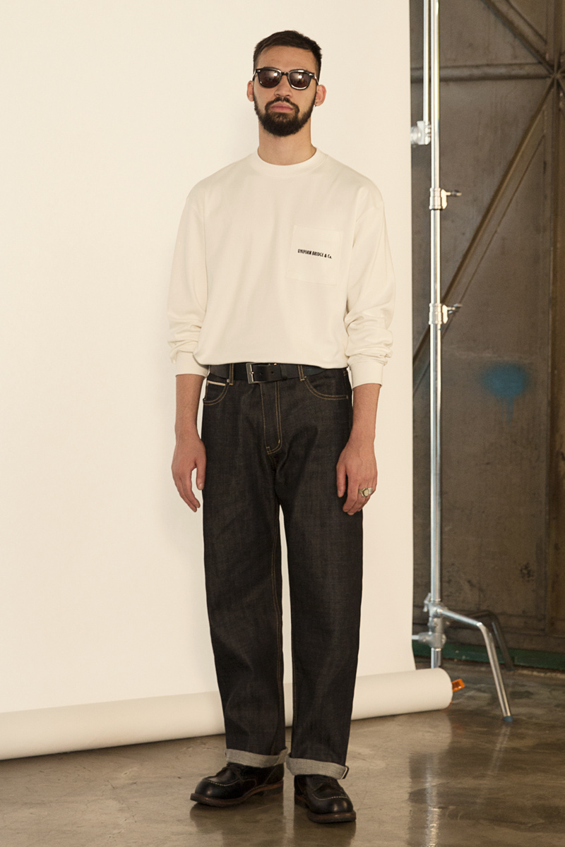 유니폼브릿지(UNIFORM BRIDGE) 19fw og logo pocket L/S tee black - 48,000 | 무신사 스토어
