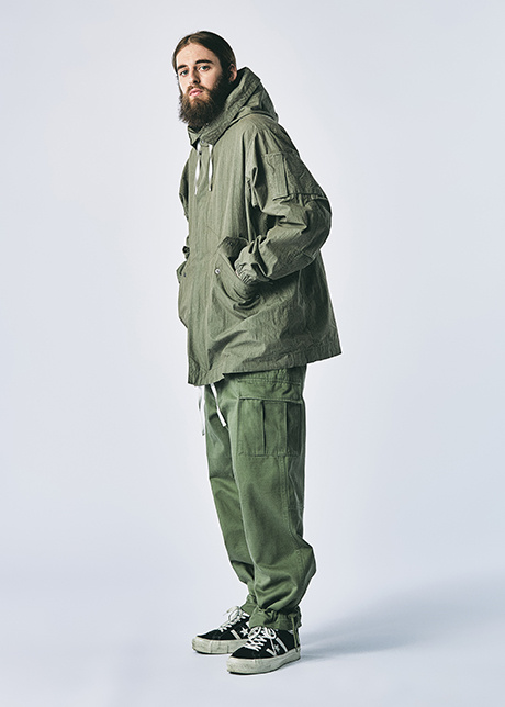 에스피오나지(ESPIONAGE) Jake Utility Cargo Pants Olive