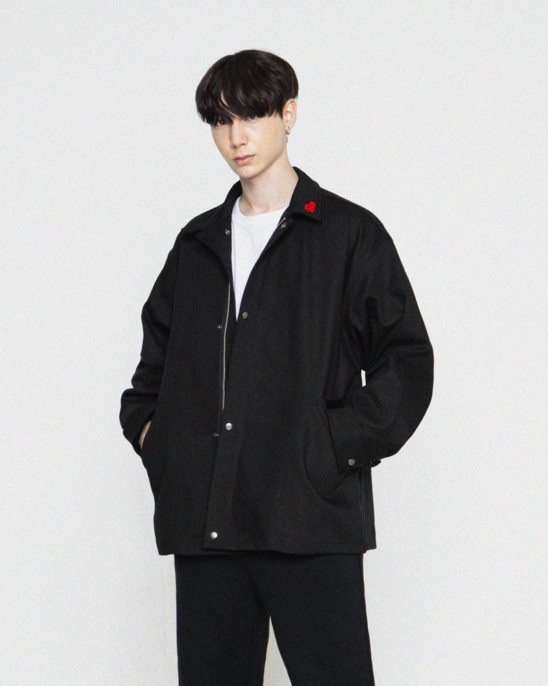 【GRAVER】Lapel Heart Smile Clip Overfit Jacket GRAVER】Lapel Heart Smile Clip Overfit Jacket (GRAVER