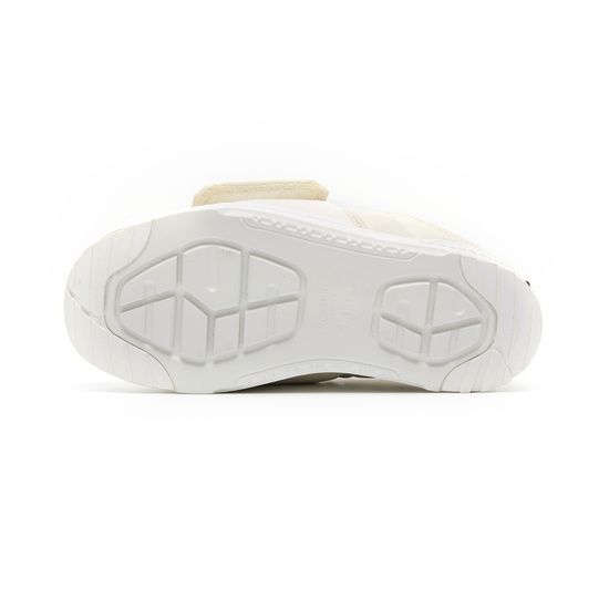 데상트(DESCENTE) [데상트] [70% OFF]포나 패딩 스니커즈 (PONA PADDING SNEAKERS ...