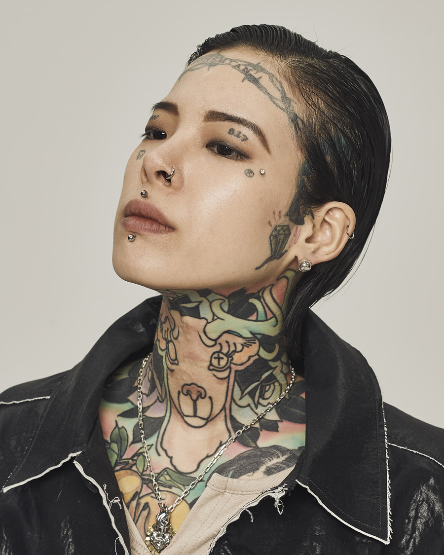 킹크로치(KING KROACH) BOLT EARRING - 87,000 | 무신사 스토어