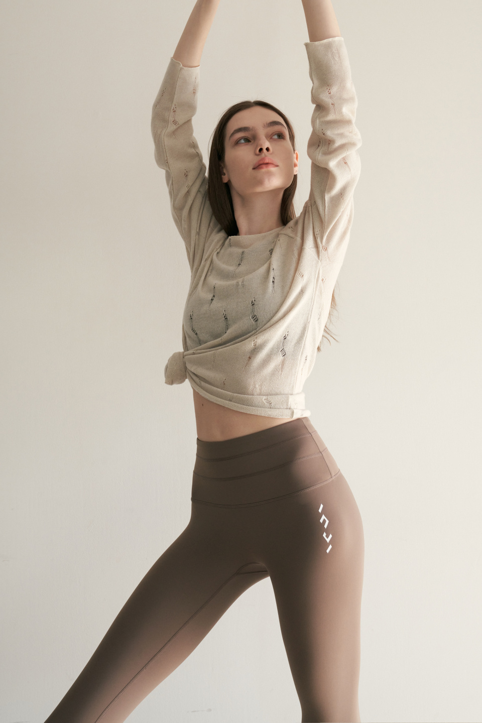 인지액티브(INJIACTIVE) CLEAR 7/8 LEGGINGS 커피빈 - 사이즈 & 후기 | 무신사
