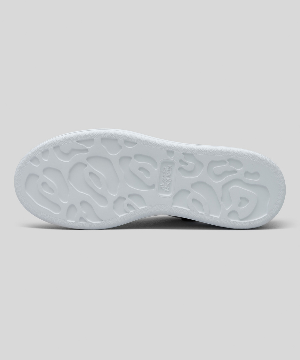 MUSINSA | ALEXANDER McQUEEN Oversized sneakers - White