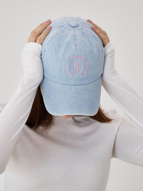 Round Logo Ball Cap (light blue denim)