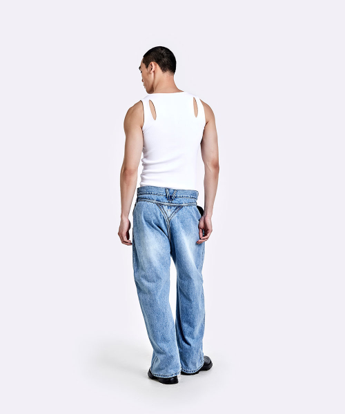 Devils laugh sleeveless - White