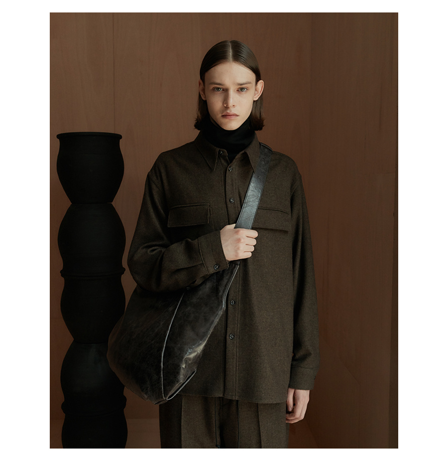 【PORTERNA】Half Moon Buckle Tote premium leather half moon tote bag Zelda mint coloured
