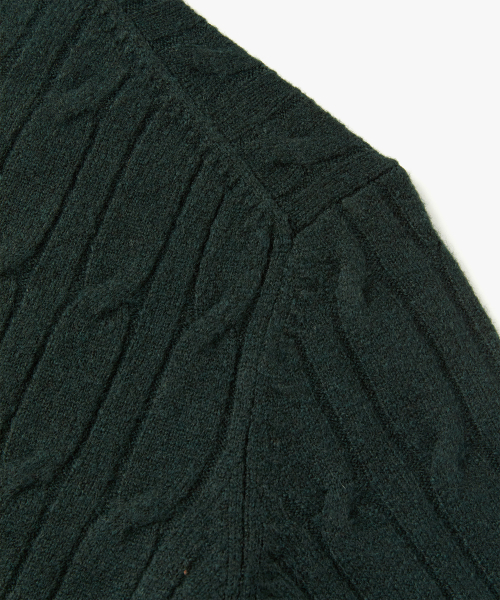 CABLE ROUND KNIT