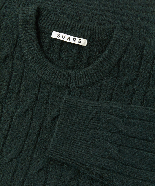 CABLE ROUND KNIT
