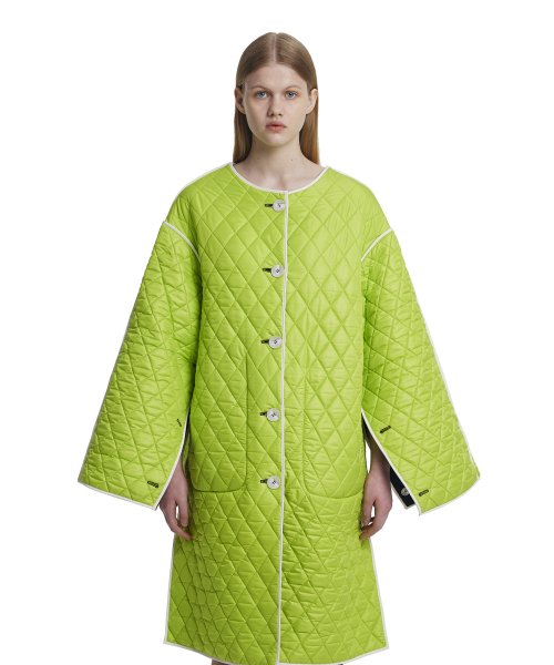 Reversible Cape Quilted Jacket_Navy/Yellow
