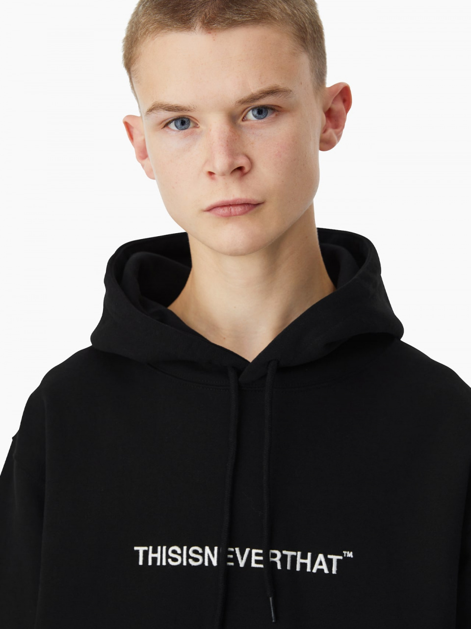 디스이즈네버댓(THISISNEVERTHAT) CPT-Logo Hoodie Black - 95,000 | 무신사 스토어