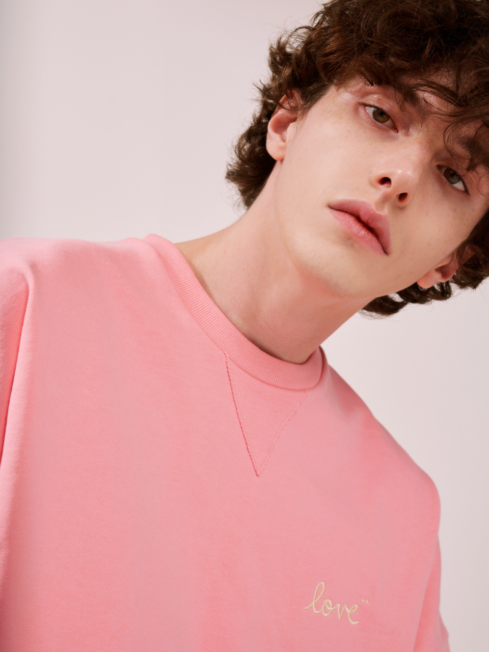 누아르나인(NOIRNINE) Mens Je taime Sweatshirts [PINK] - 68,000 | 무신사 스토어